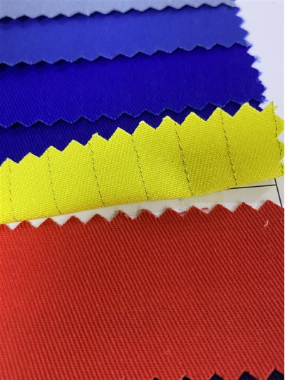 SC-CM T65/C35 20*16 / 128*60 防靜電（嵌條）RPET 環保紗 再回收紗  Recycled PET Fabric GRS  膠樽再生料  回收滌綸  循環回收布 細節-1